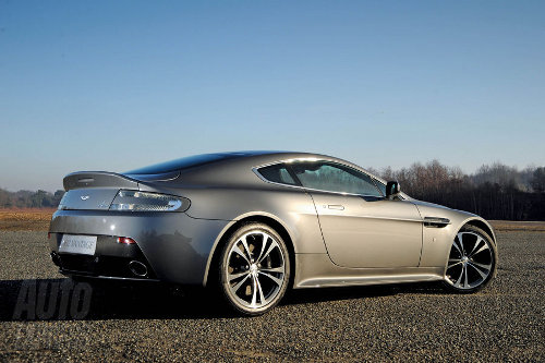 Aston Martin V12 Vantage picture